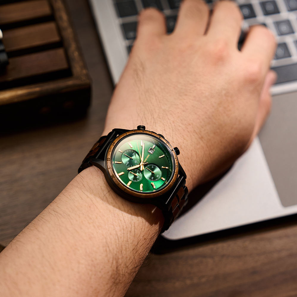 Vrkshā Evergreen Chrono