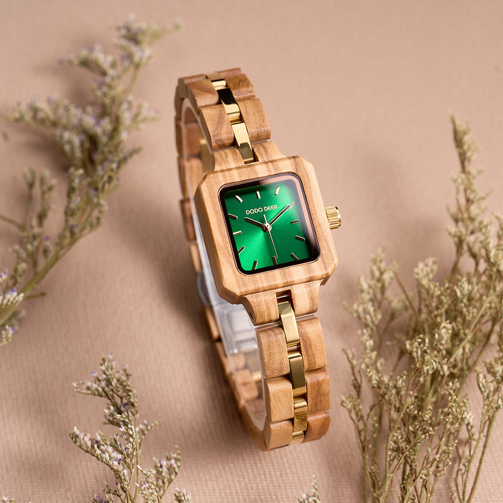 Vrkshā Emerald Cube